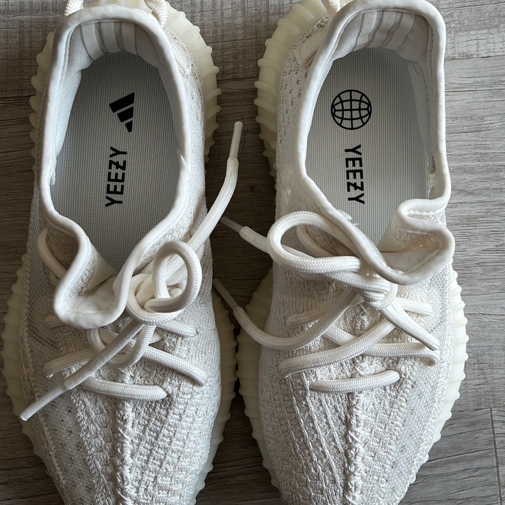 Authentic Yeezy come with box. Worn hand full of time.